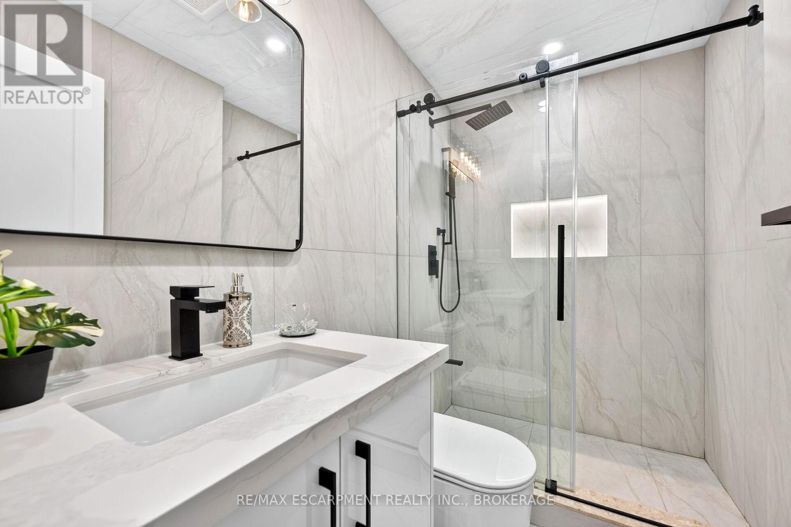 5662 Morden Drive, Niagara Falls, Ontario  L2E 3C5 - Photo 19 - X14104890