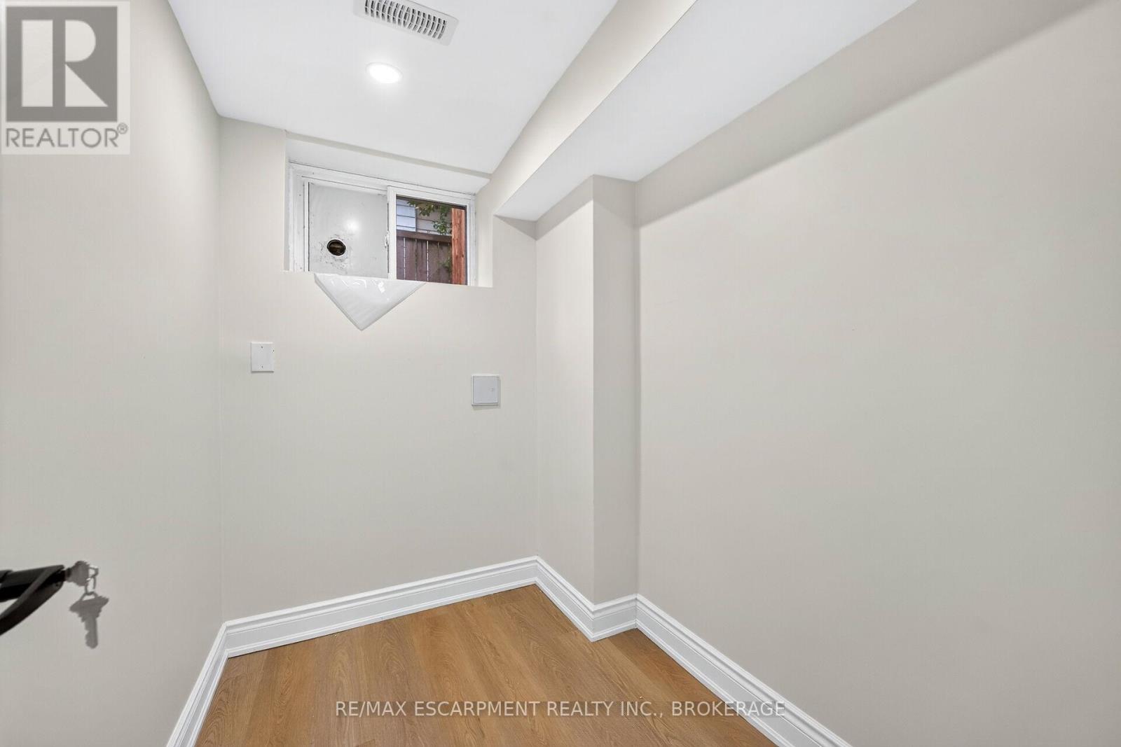 5662 Morden Drive, Niagara Falls, Ontario  L2E 3C5 - Photo 45 - X14104890