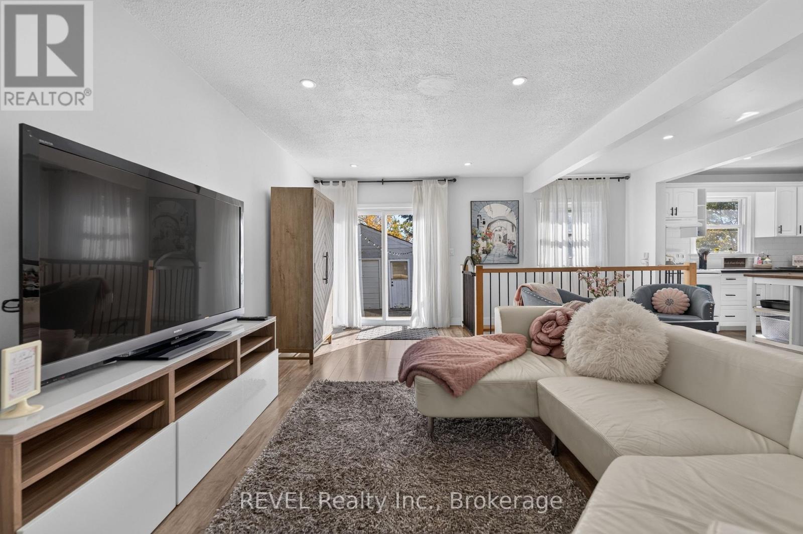 1329 Niagara Stone Road, Niagara-On-The-Lake, Ontario  L0S 1J0 - Photo 12 - X14105350