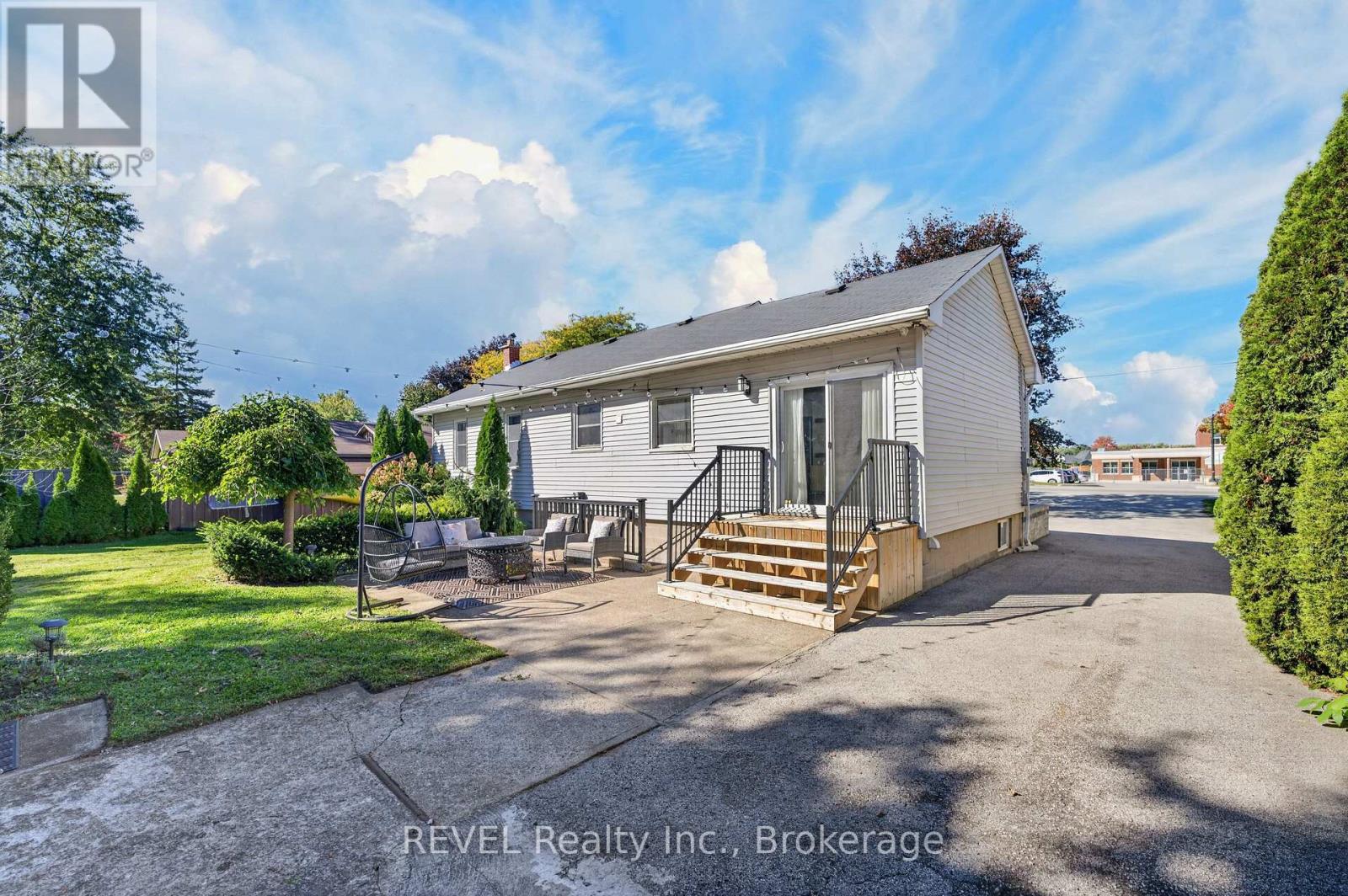1329 Niagara Stone Road, Niagara-On-The-Lake, Ontario  L0S 1J0 - Photo 42 - X14105350