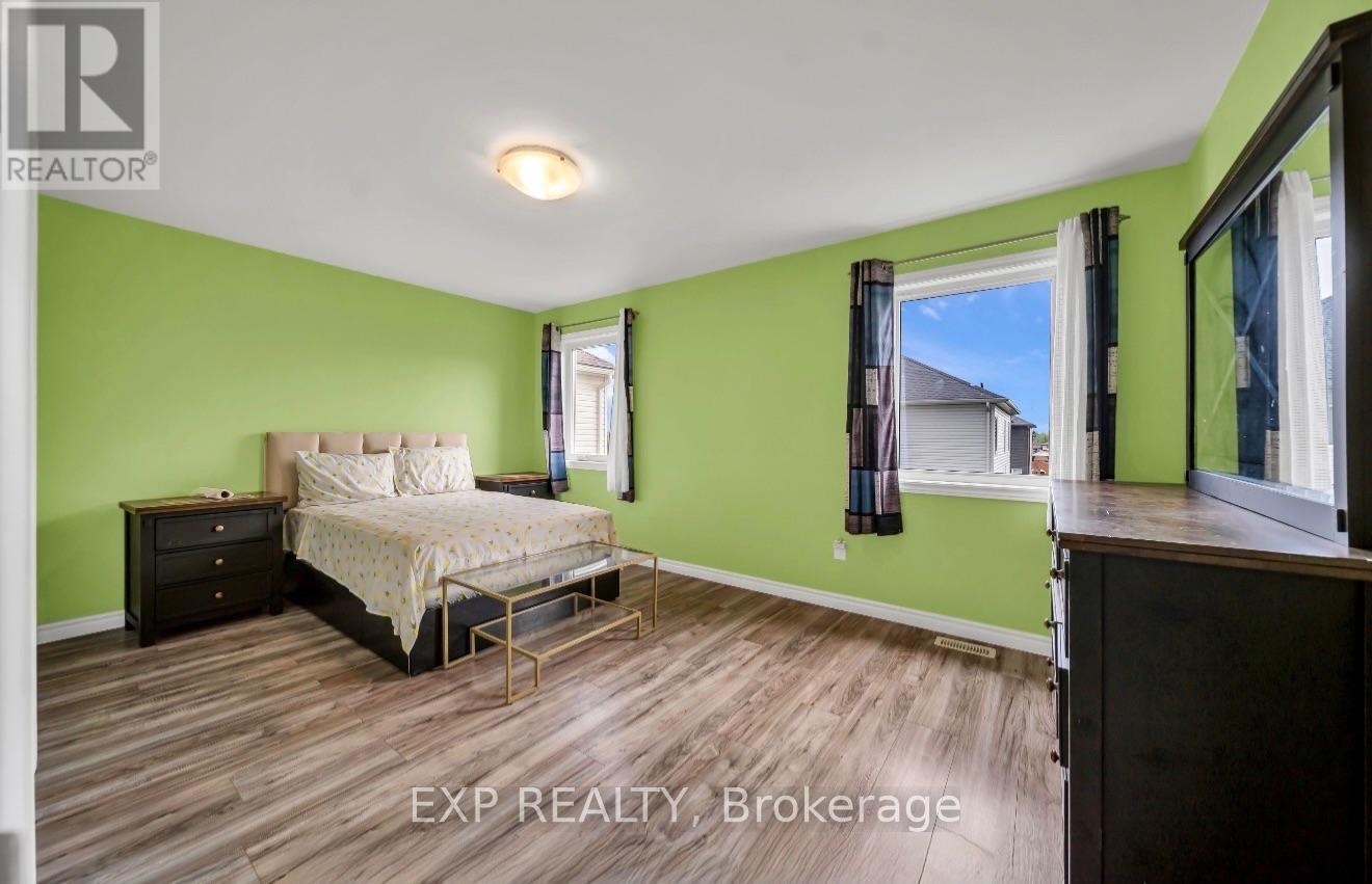 204 Mccabe Avenue, Welland, Ontario  L3B 0H6 - Photo 33 - X14105406