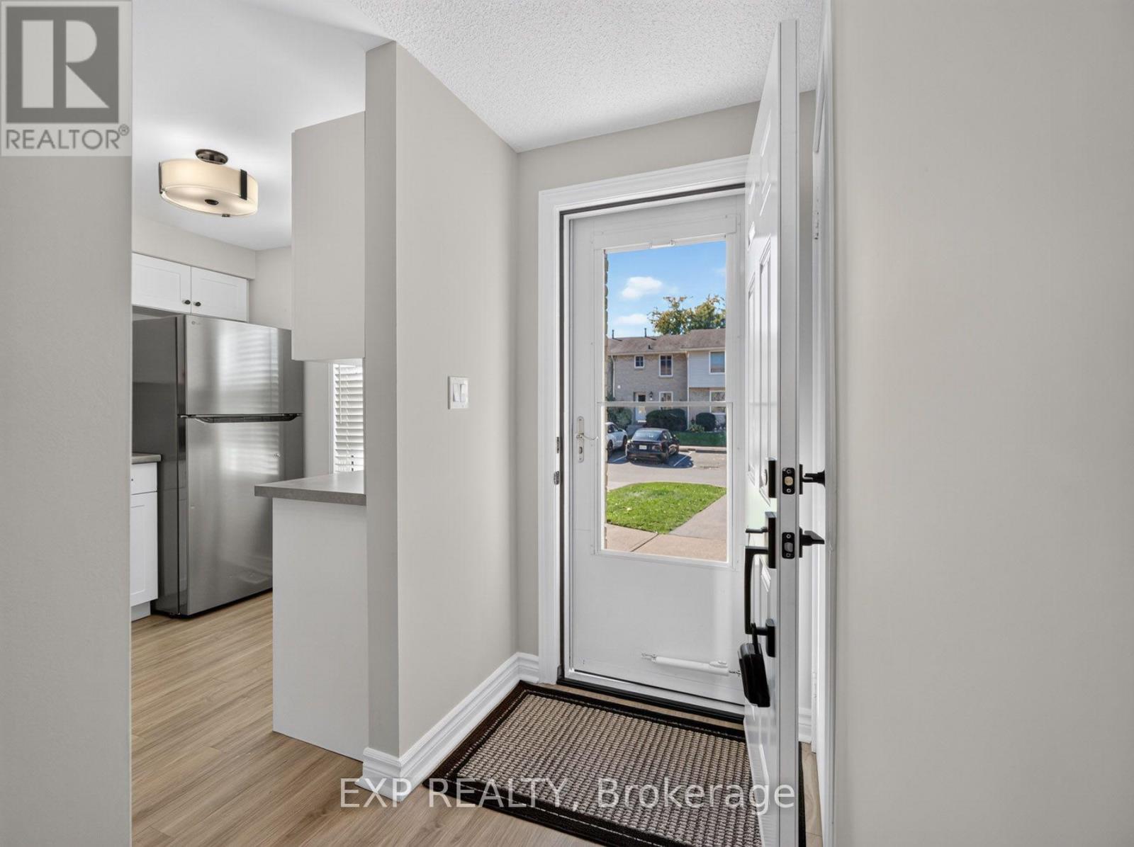 20 - 242 Lakeport Road, St. Catharines, Ontario  L2N 6V2 - Photo 4 - X14105978