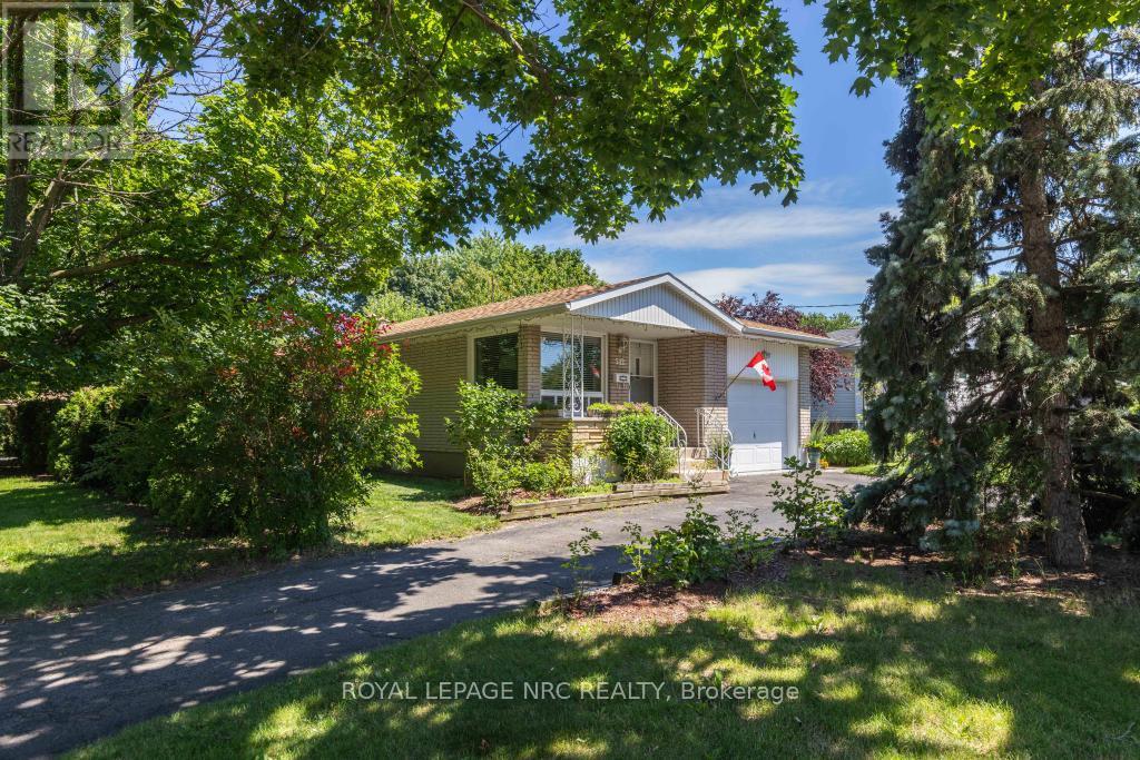 542 Lake Street, St. Catharines, Ontario  L2N 4H8 - Photo 2 - X14106072