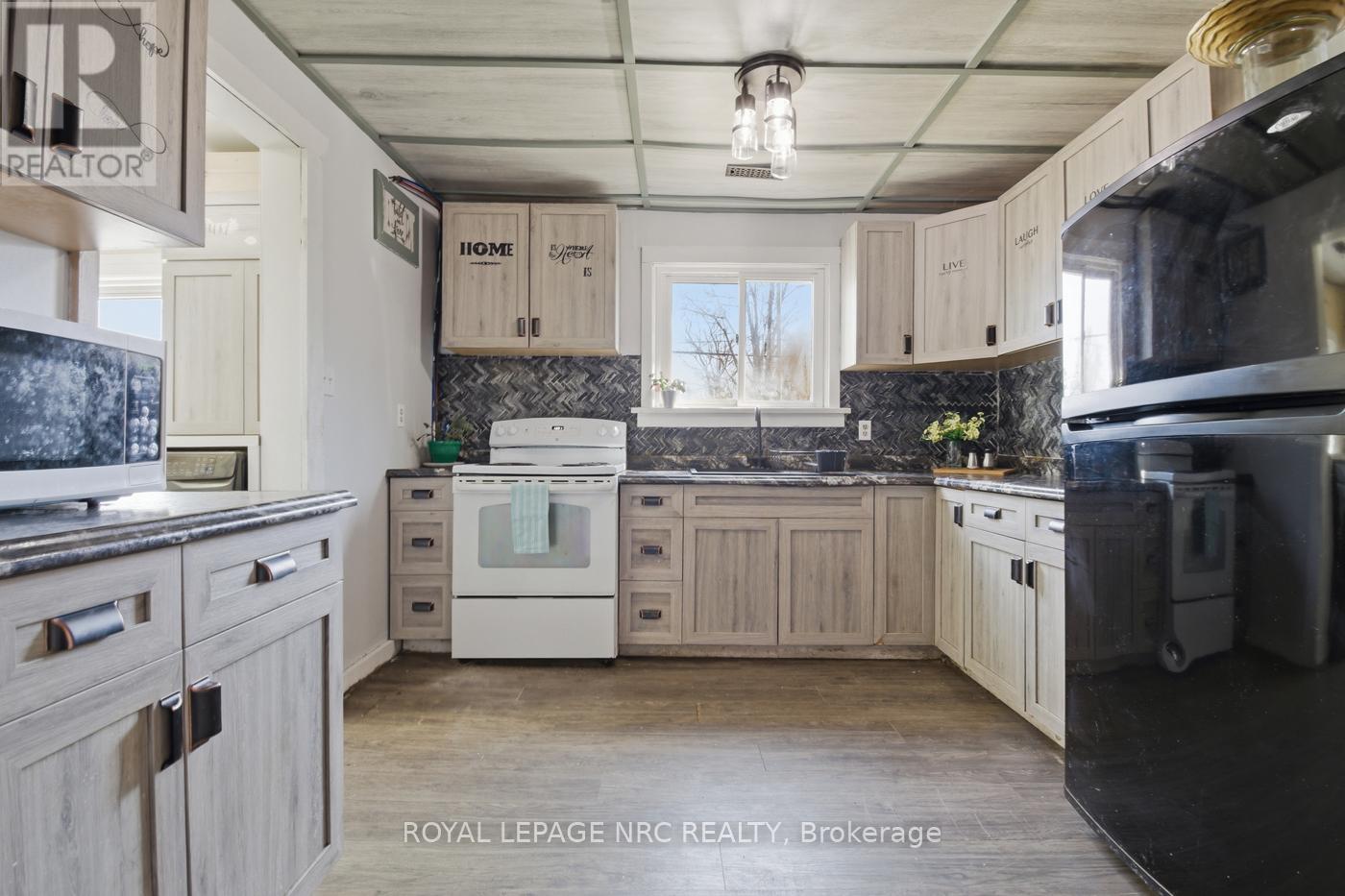 529 Rosehill Road, Fort Erie, Ontario  L2A 5M4 - Photo 6 - X14106894