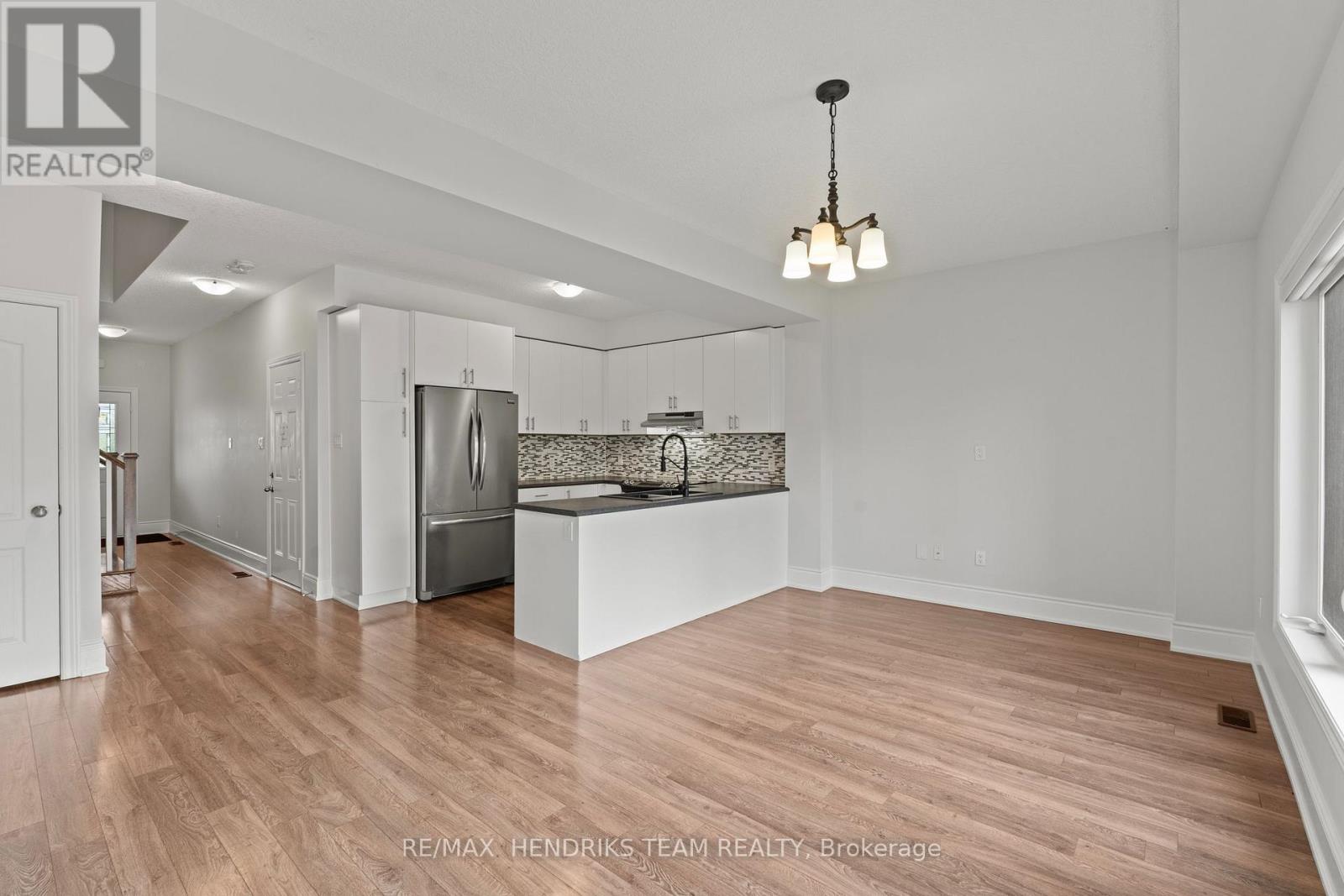 35 Sunset Way, Thorold, Ontario  L0S 1A0 - Photo 11 - X14106912