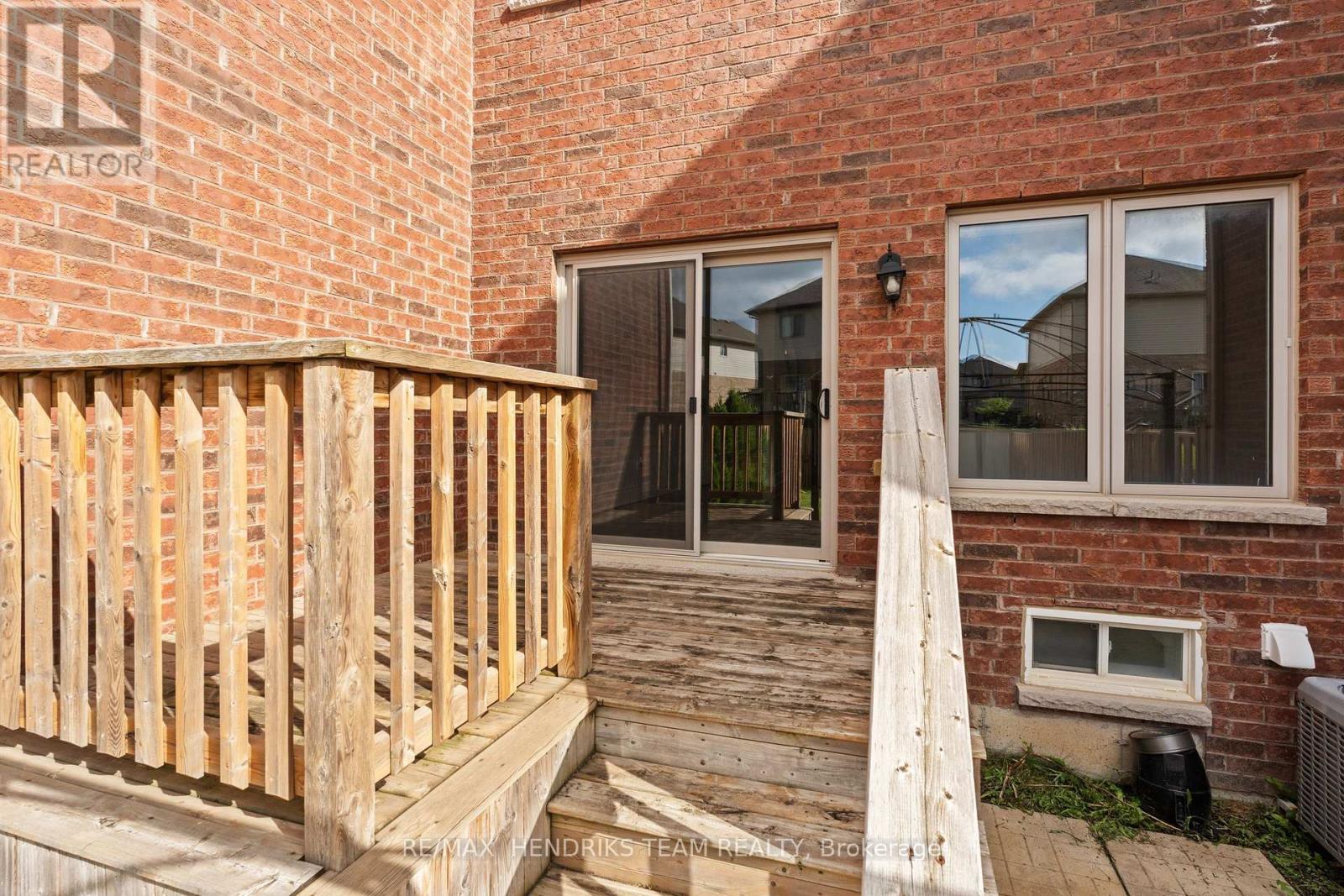 35 Sunset Way, Thorold, Ontario  L0S 1A0 - Photo 34 - X14106912