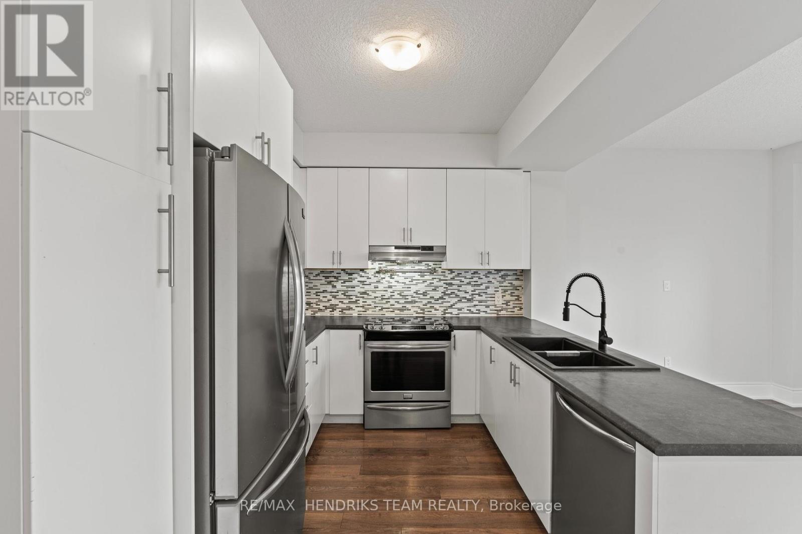 35 Sunset Way, Thorold, Ontario  L0S 1A0 - Photo 8 - X14106912