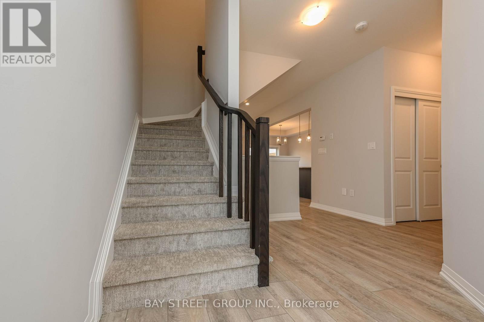 61 - 4552 Portage Road, Niagara Falls, Ontario  L2E 6A8 - Photo 5 - X14107542