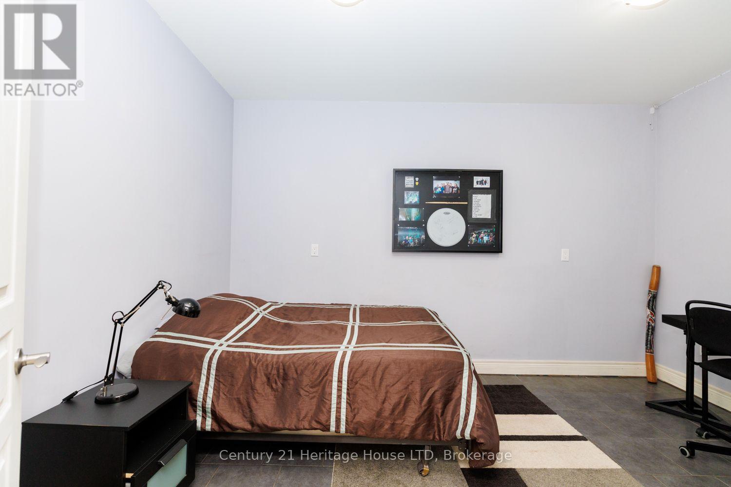7 Kenmar Court, St. Catharines, Ontario  L2P 0E4 - Photo 31 - X14107590