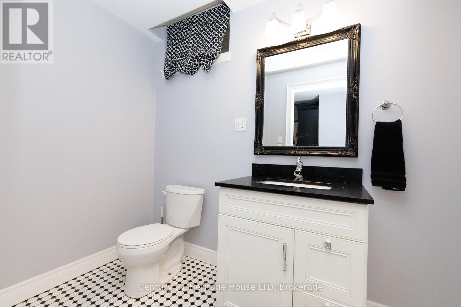 7 Kenmar Court, St. Catharines, Ontario  L2P 0E4 - Photo 32 - X14107590