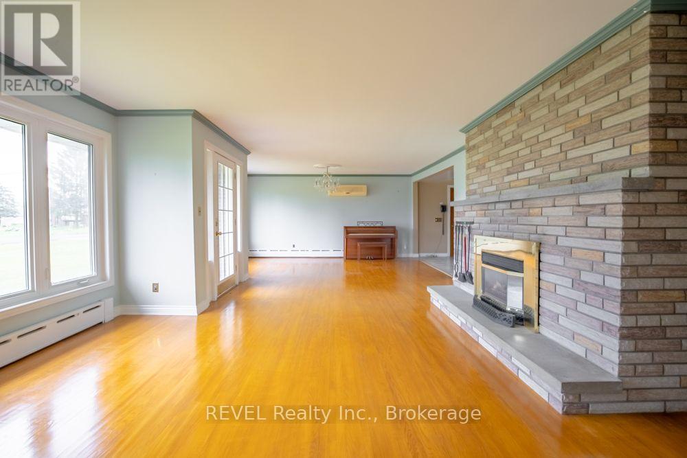 2229 Houck Crescent, Fort Erie, Ontario  L2A 5M4 - Photo 5 - X14107742