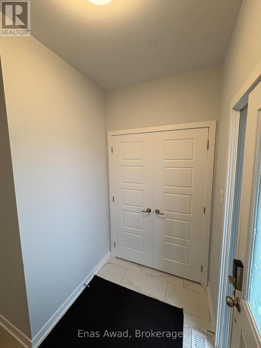 100 Robert Perry Street, North Grenville, Ontario  K0G 1J0 - Photo 2 - X14109268