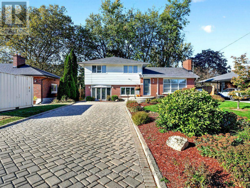 8 Agar Drive, St. Catharines, Ontario  L2M 3K3 - Photo 4 - X14109564