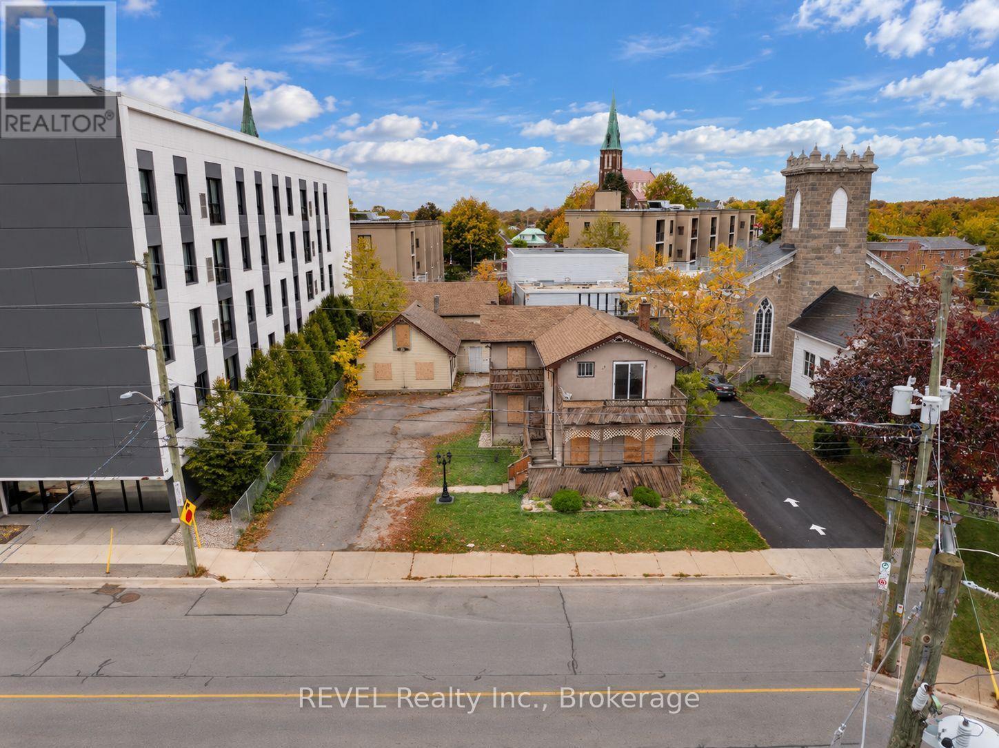 21 Pine Street S, Thorold, Ontario  L2V 3L1 - Photo 6 - X14109666