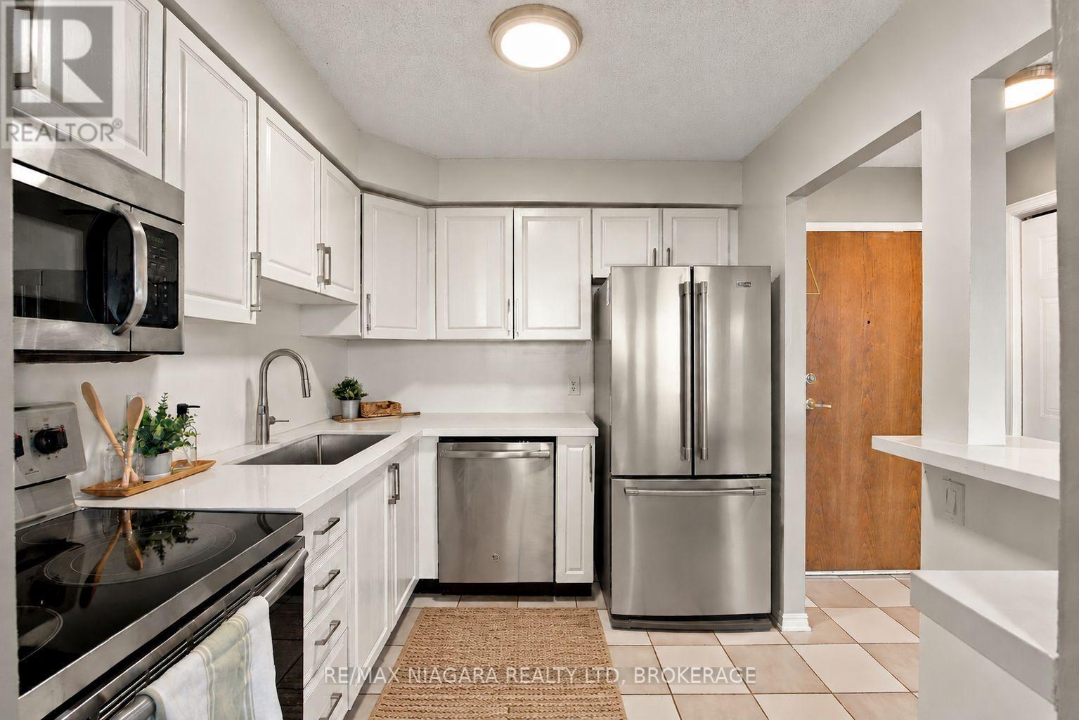 601 - 81 Scott Street, St. Catharines, Ontario  L2N 7L5 - Photo 9 - X14109858