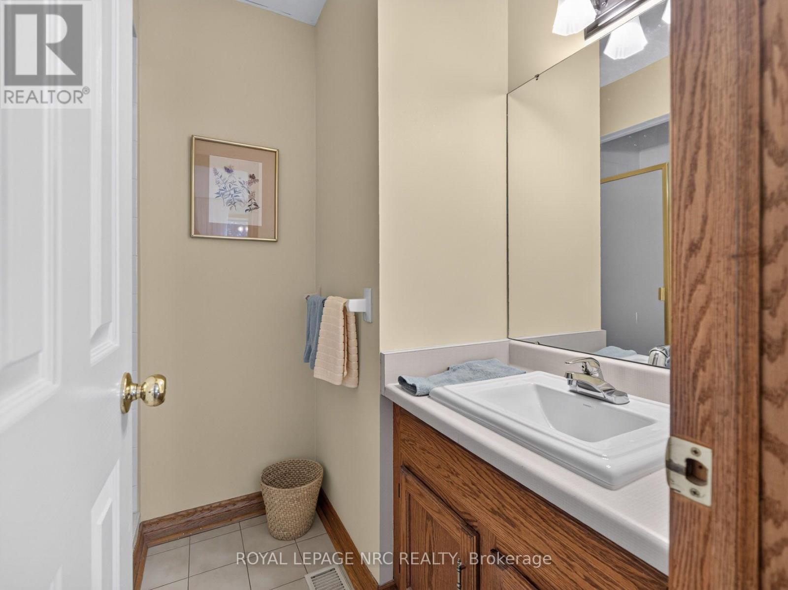43 Farmington Drive, St. Catharines, Ontario  L2S 3G1 - Photo 25 - X14110238