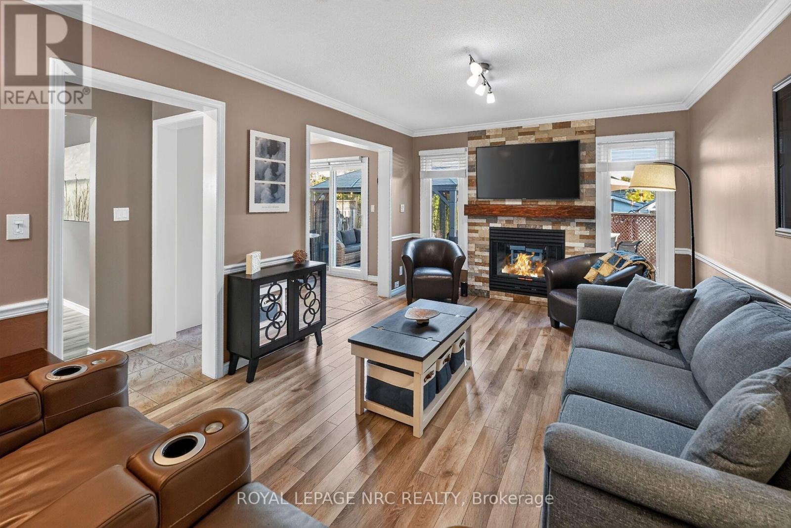74 Sterling Street, St. Catharines, Ontario  L2S 3T3 - Photo 10 - X14110426