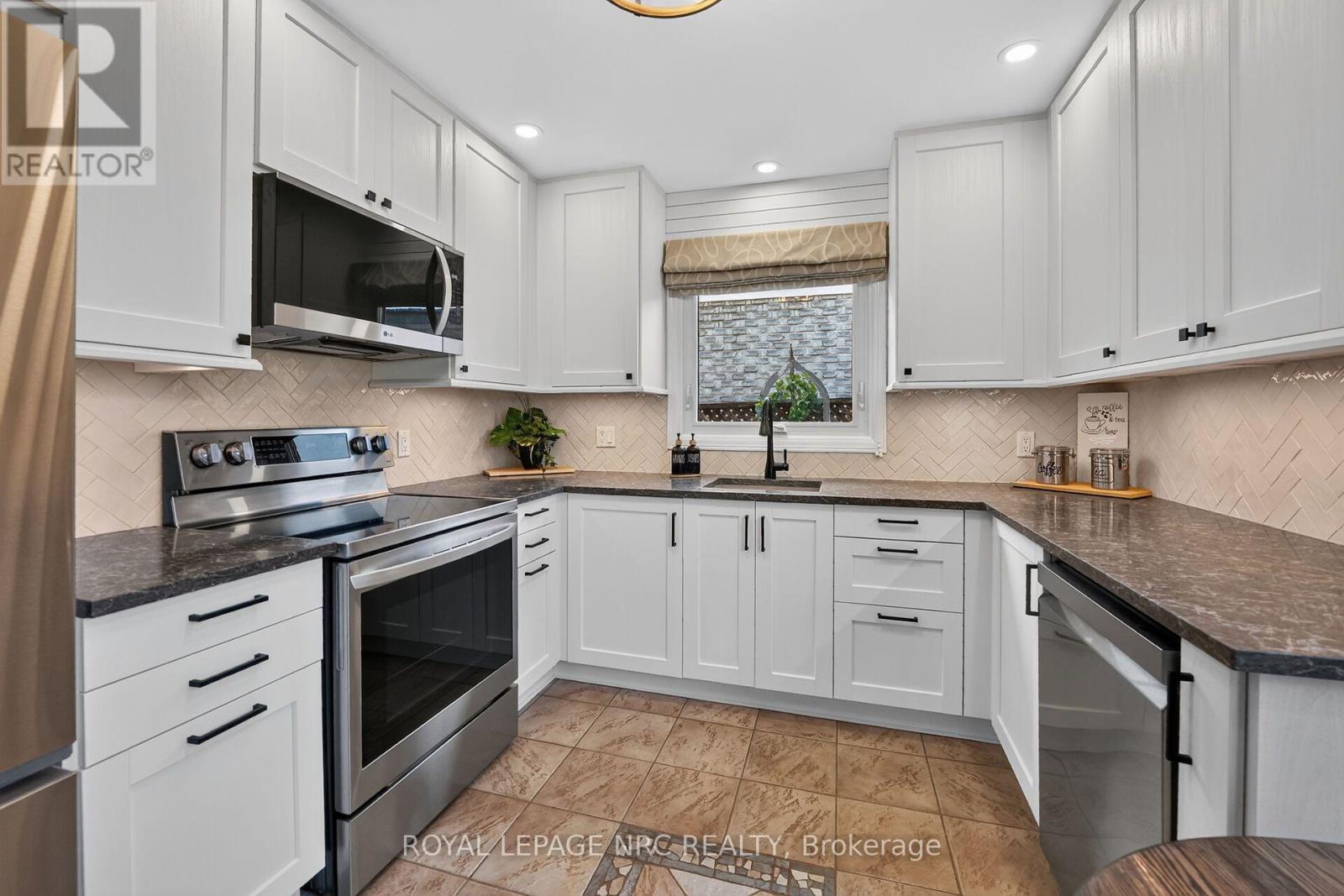 74 Sterling Street, St. Catharines, Ontario  L2S 3T3 - Photo 13 - X14110426