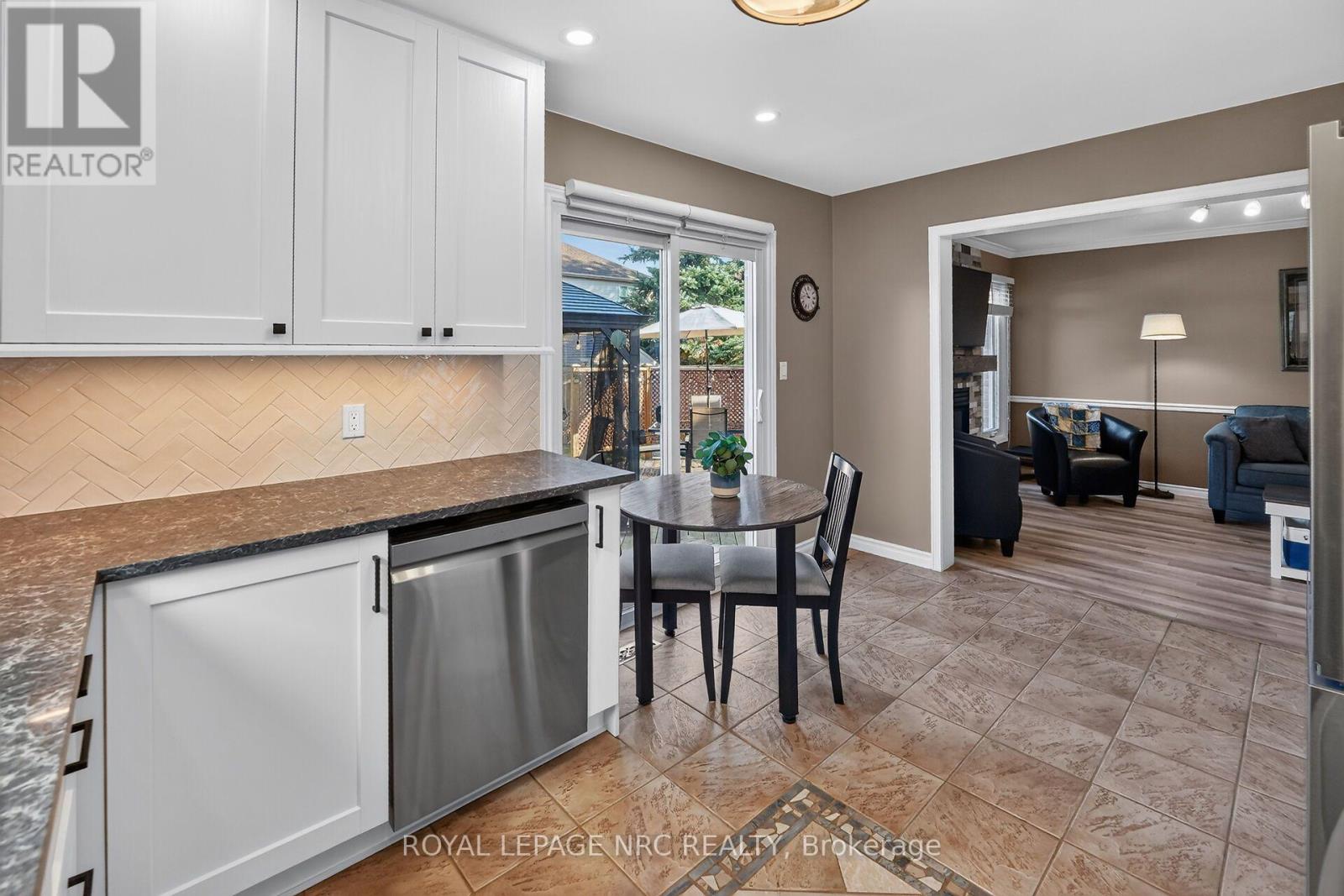 74 Sterling Street, St. Catharines, Ontario  L2S 3T3 - Photo 14 - X14110426