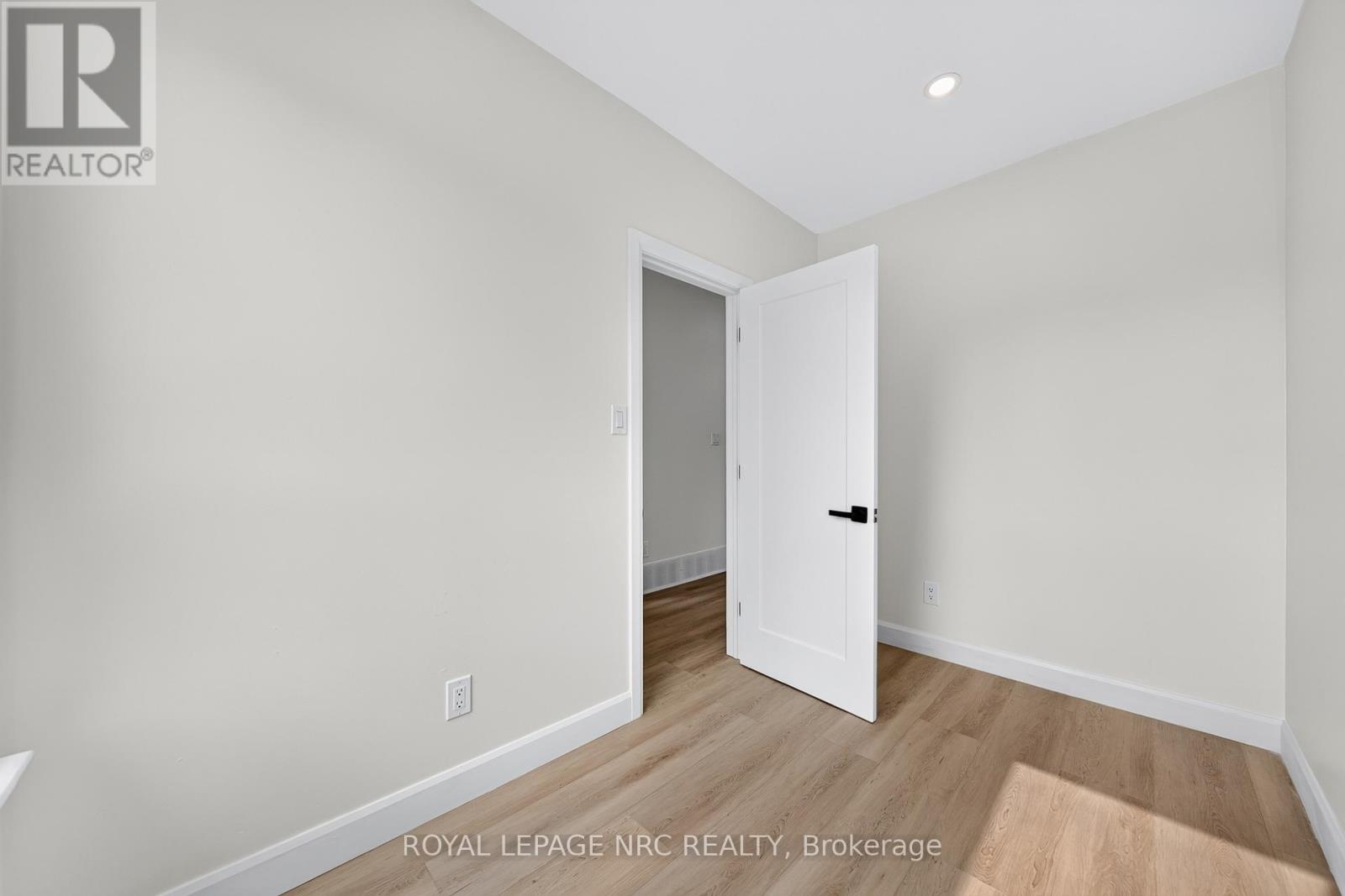 51 Queen Street S, Thorold, Ontario  L2V 3N2 - Photo 29 - X14110726