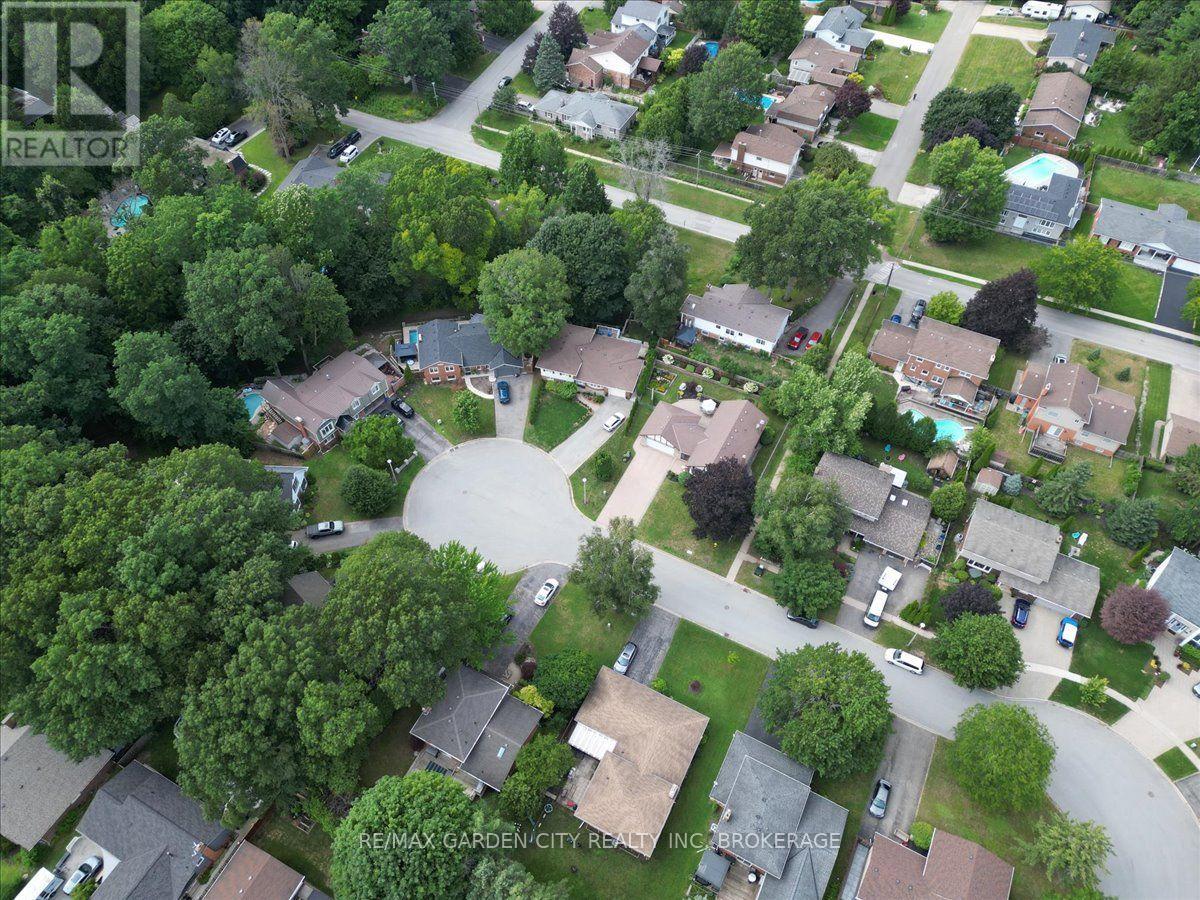 19 Berkhout Terrace, Pelham, Ontario  L3E 0H3 - Photo 43 - X14110866