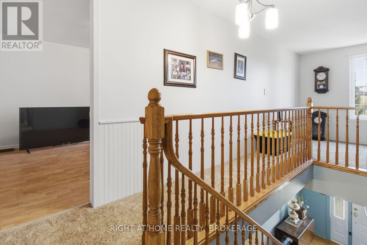 7060 Garner Road, Niagara Falls, Ontario  L2E 6S4 - Photo 17 - X14111046