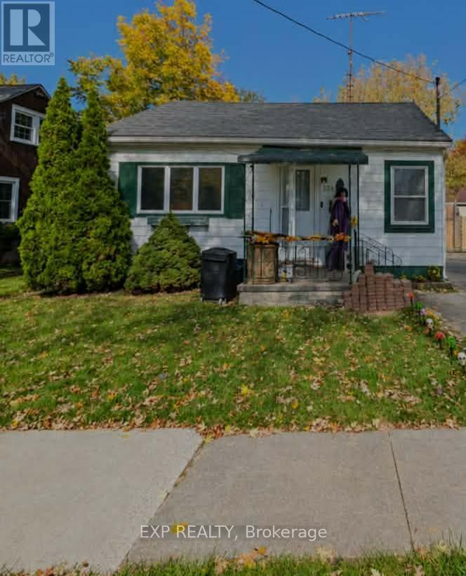 221 HENRIETTA STREET N, Fort Erie, Ontario