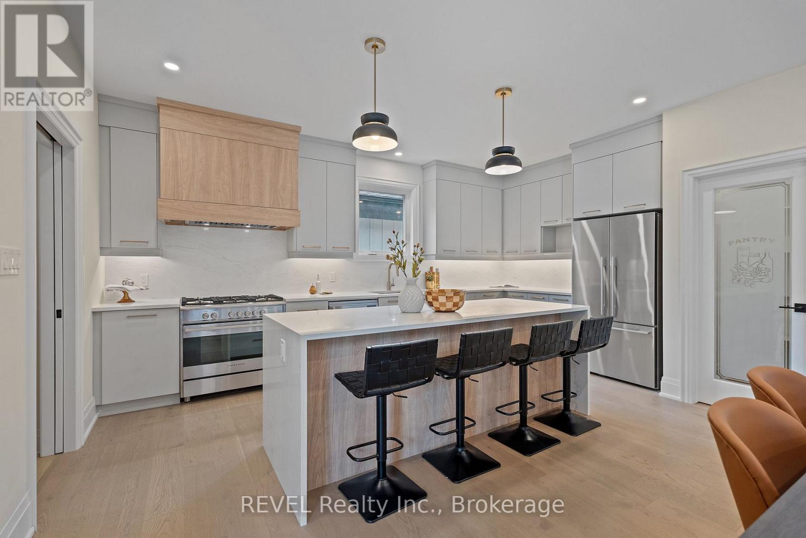 11 Accursi Crescent, Pelham, Ontario  L0S 1E2 - Photo 11 - X14112156