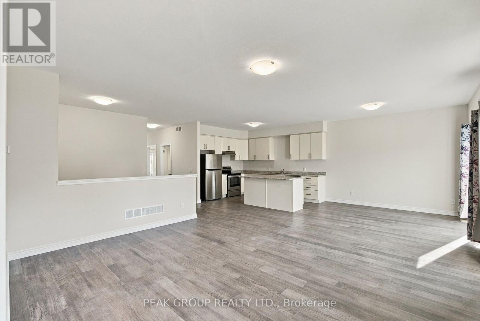 21 Barker Parkway, Thorold, Ontario  L2V 0B7 - Photo 15 - X14112264