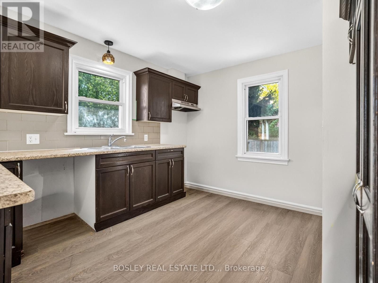 8 Pearce Avenue, St. Catharines, Ontario  L2M 2L8 - Photo 12 - X14112400