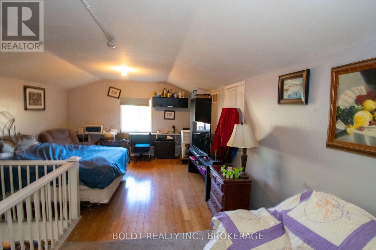 7004 Lundys Lane, Niagara Falls, Ontario  L2G 1V9 - Photo 17 - X14112404