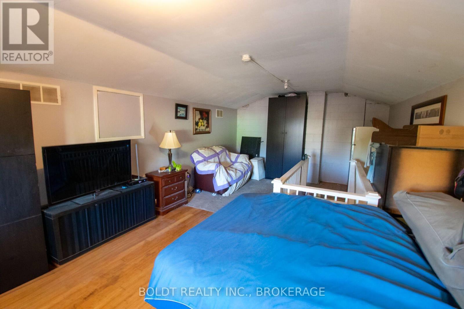 7004 Lundys Lane, Niagara Falls, Ontario  L2G 1V9 - Photo 18 - X14112404