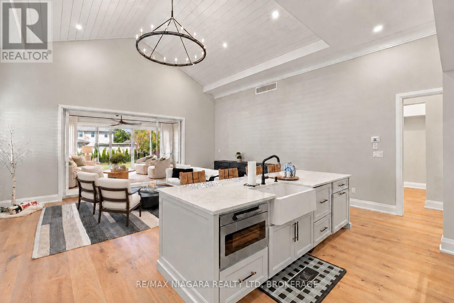 1a Bayberry Lane, Niagara-On-The-Lake, Ontario  L0S 1J0 - Photo 12 - X14113350