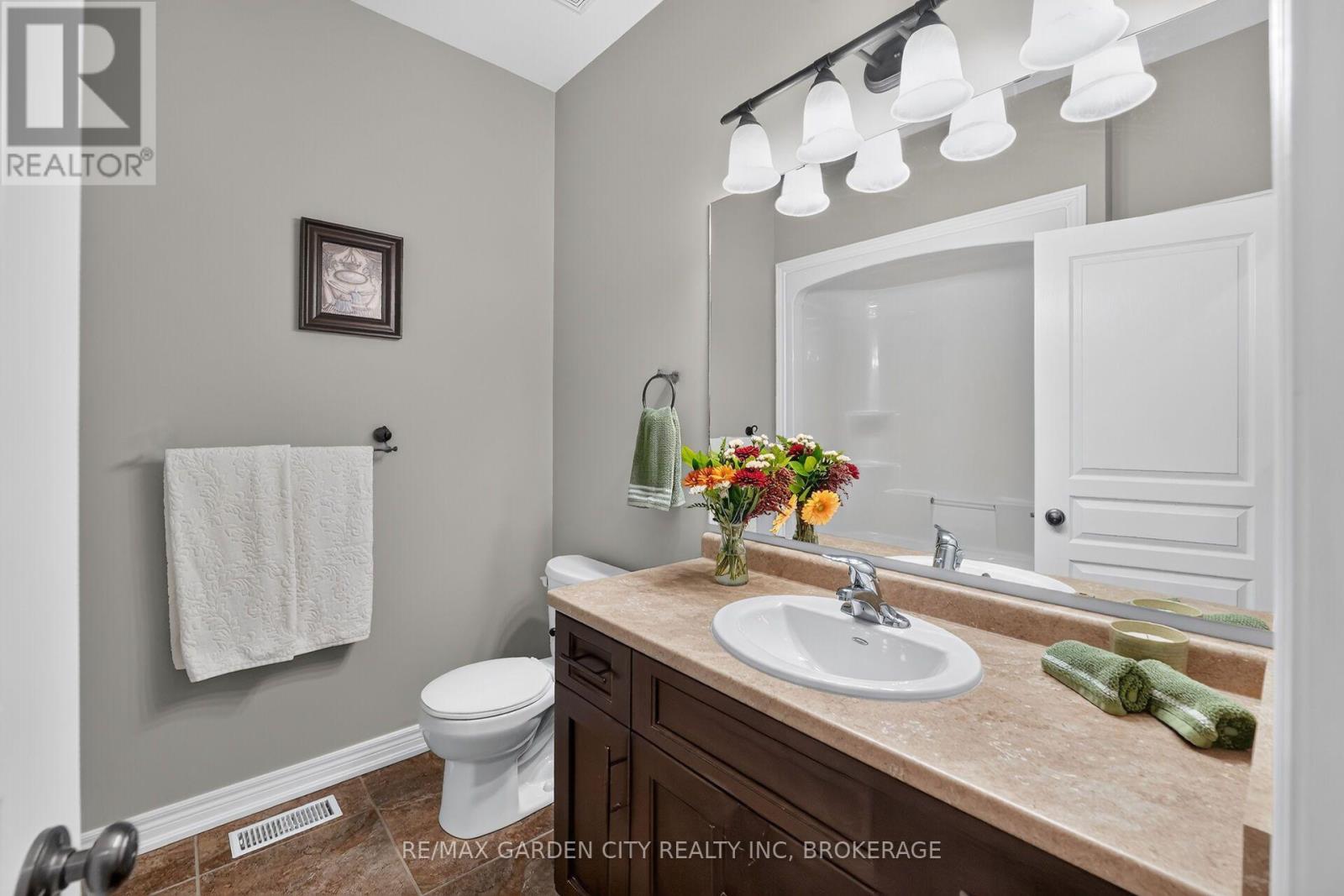 179 Falcon Drive, Welland, Ontario  L3C 0B2 - Photo 22 - X14114012