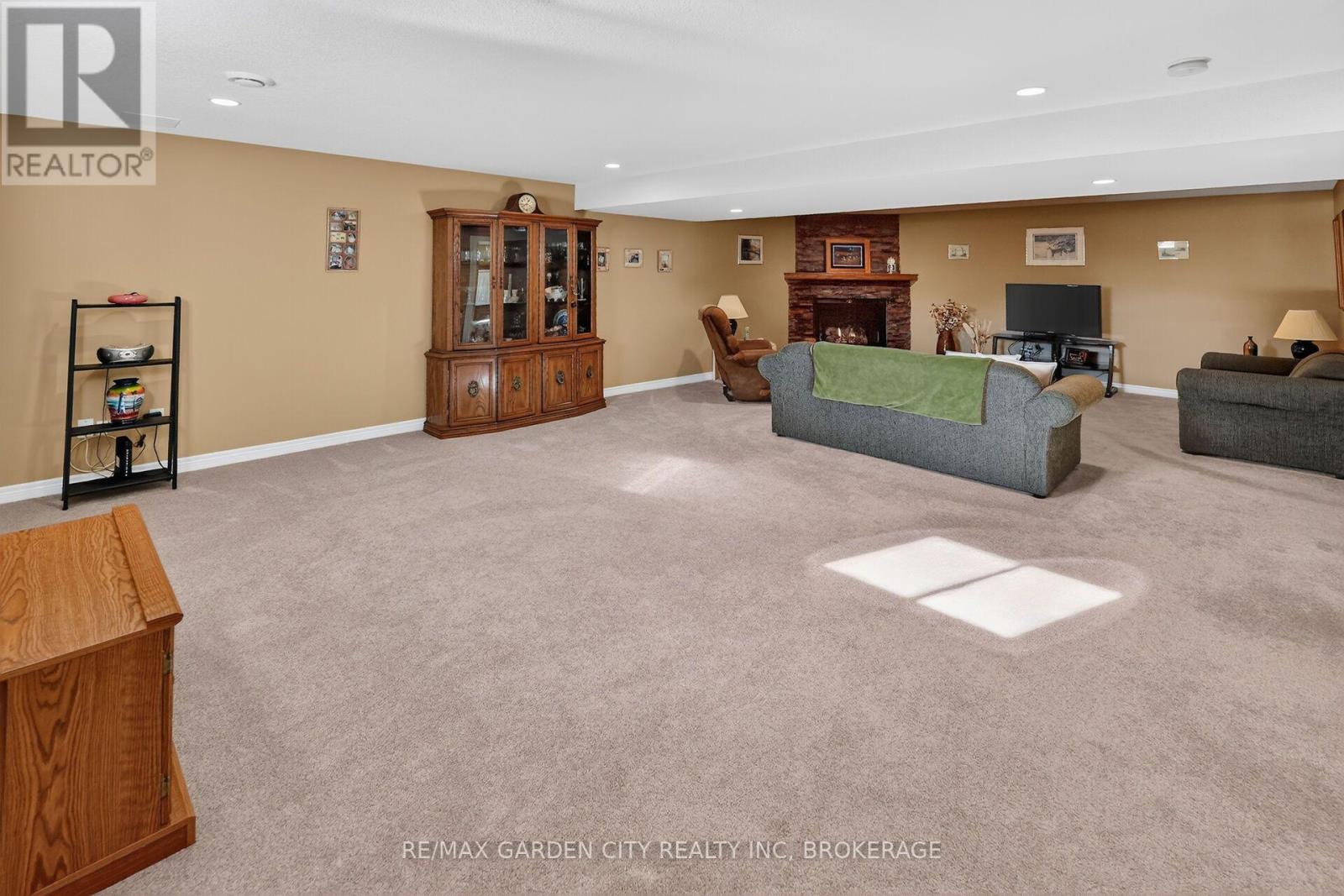 179 Falcon Drive, Welland, Ontario  L3C 0B2 - Photo 26 - X14114012