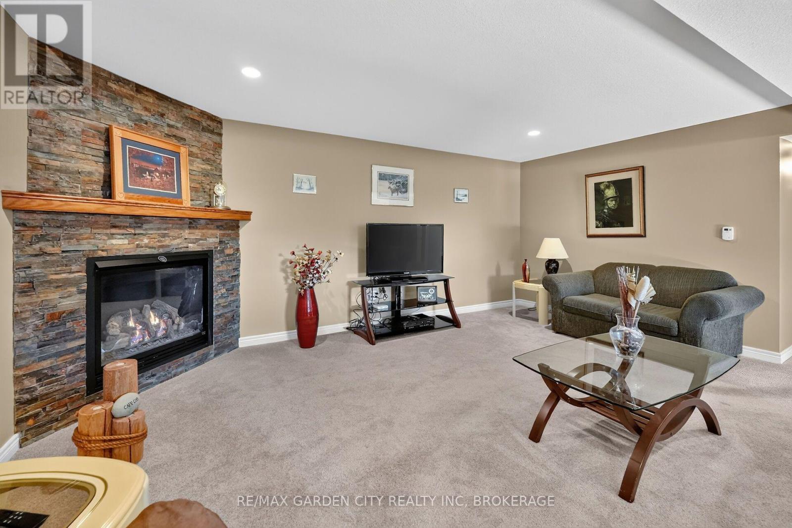 179 Falcon Drive, Welland, Ontario  L3C 0B2 - Photo 29 - X14114012