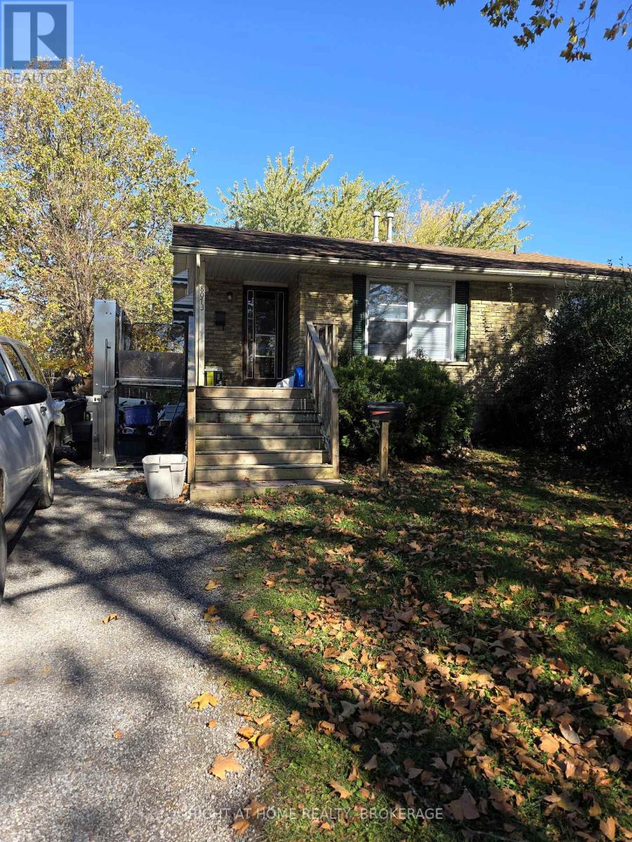 8073 LYNHURST DRIVE, Niagara Falls, Ontario