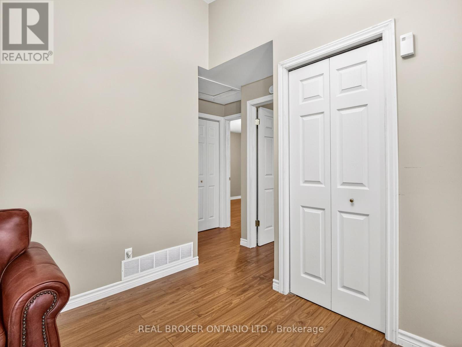 3176 Evadere Avenue N, Fort Erie, Ontario  L0S 1N0 - Photo 9 - X14113148