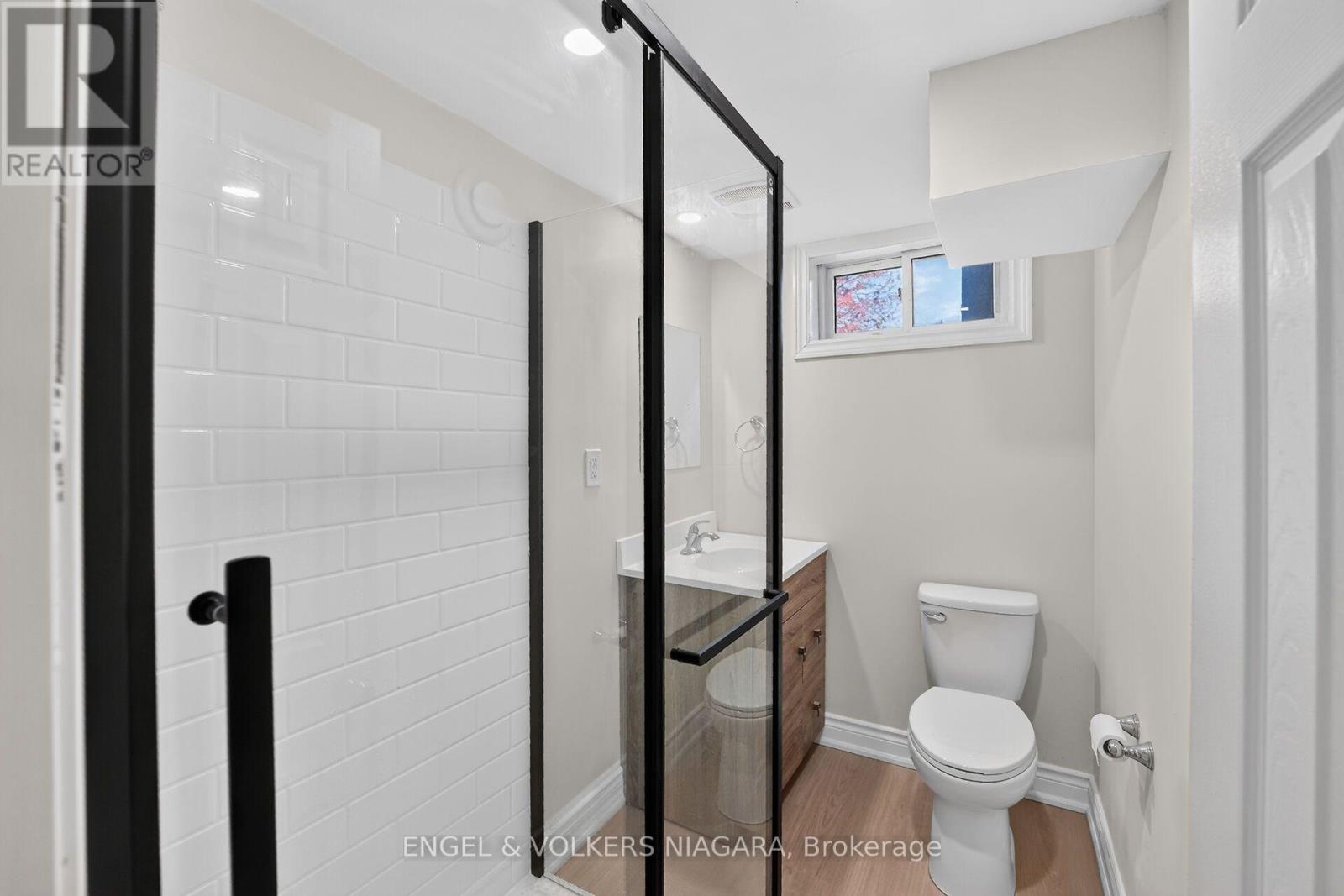 6773 Crawford Street, Niagara Falls, Ontario  L2E 5Z6 - Photo 21 - X14114344