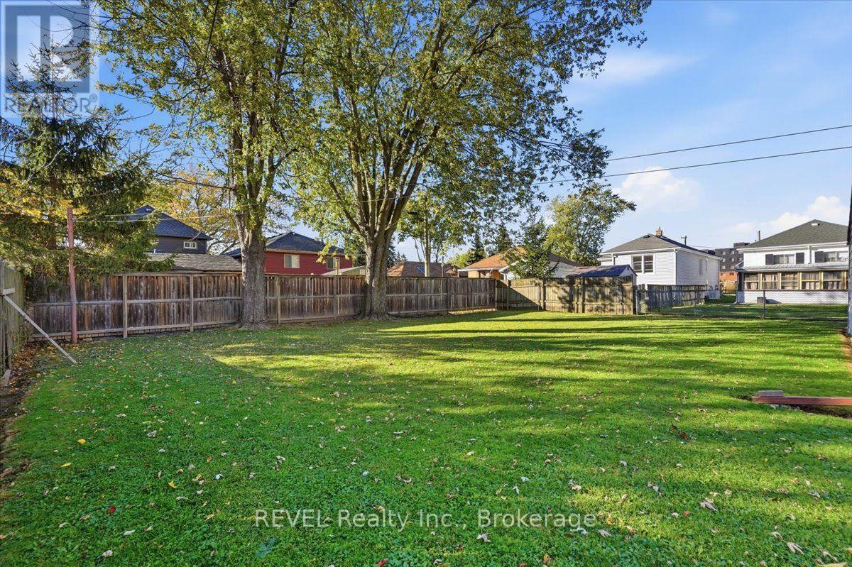 294 Wellington Street, Port Colborne, Ontario  L3K 2K3 - Photo 13 - X14114578