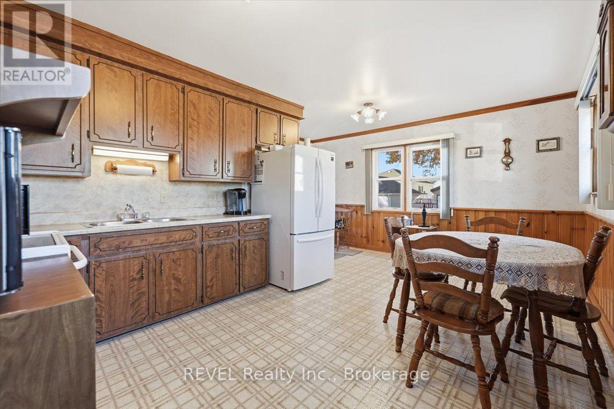 294 Wellington Street, Port Colborne, Ontario  L3K 2K3 - Photo 17 - X14114578