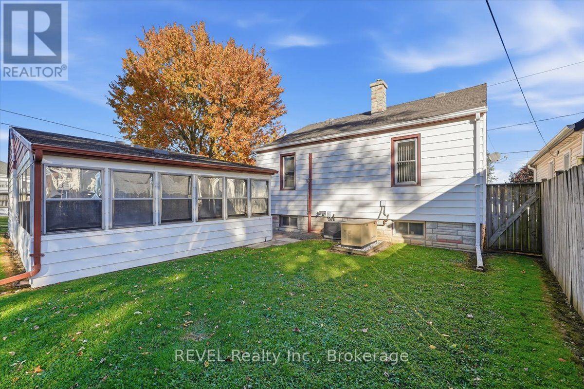 294 Wellington Street, Port Colborne, Ontario  L3K 2K3 - Photo 9 - X14114578