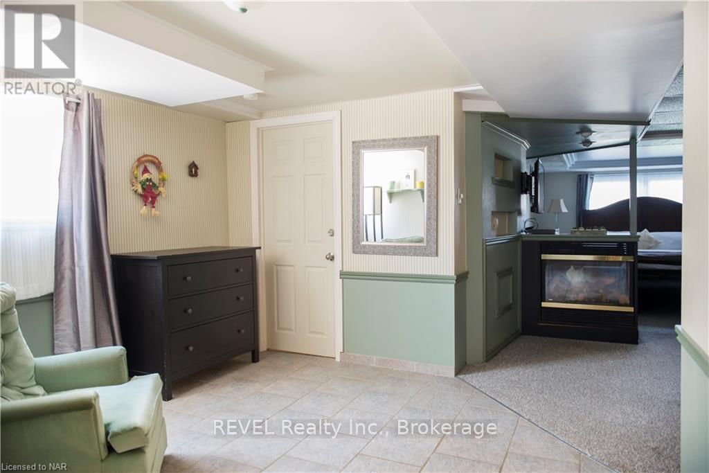5914 Frontenac Street, Niagara Falls, Ontario  L2G 3B2 - Photo 11 - X14115152