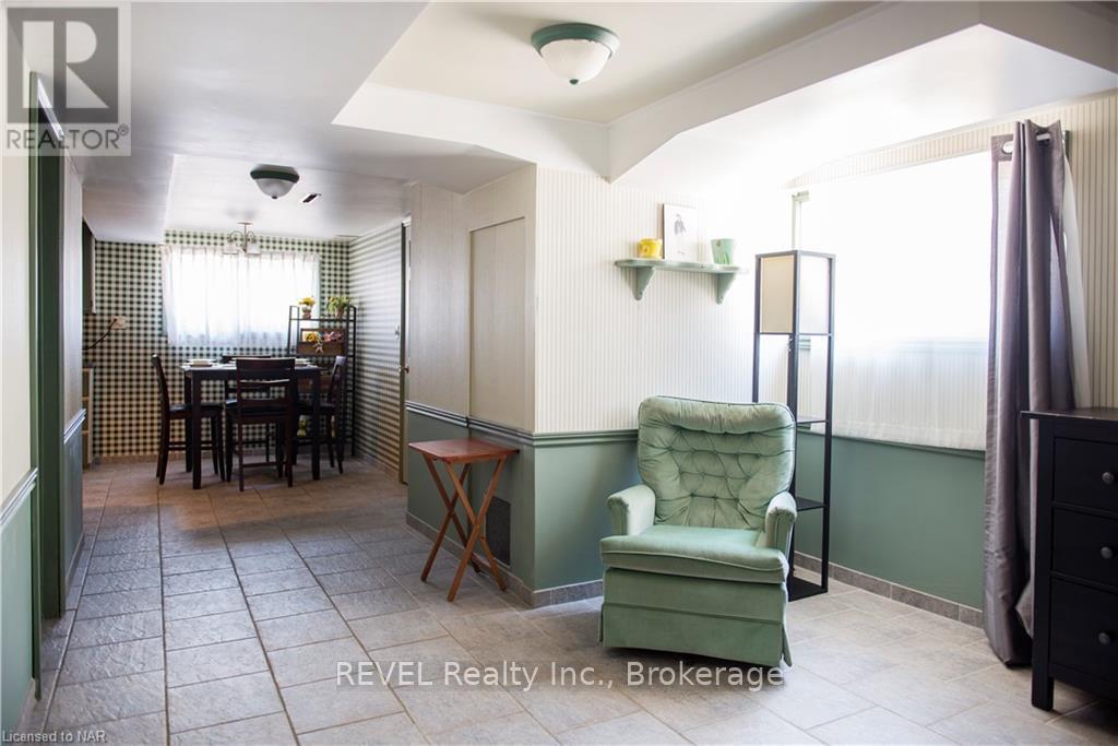 5914 Frontenac Street, Niagara Falls, Ontario  L2G 3B2 - Photo 7 - X14115152