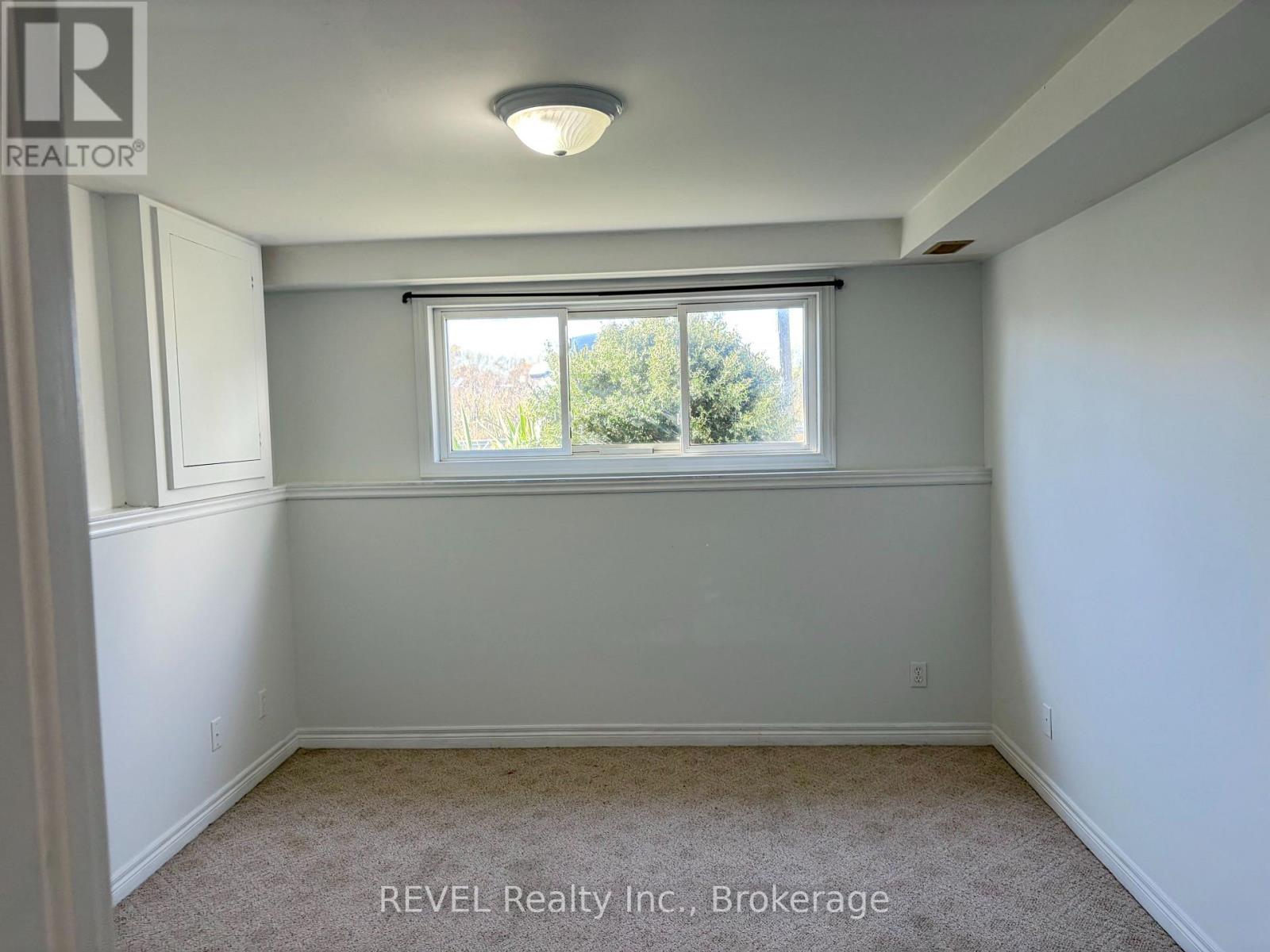 A - 204 Oakdale Avenue, St. Catharines, Ontario  L2P 2K7 - Photo 11 - X14115232