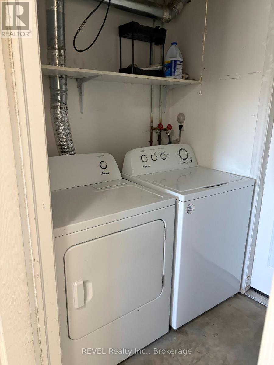 A - 204 Oakdale Avenue, St. Catharines, Ontario  L2P 2K7 - Photo 12 - X14115232