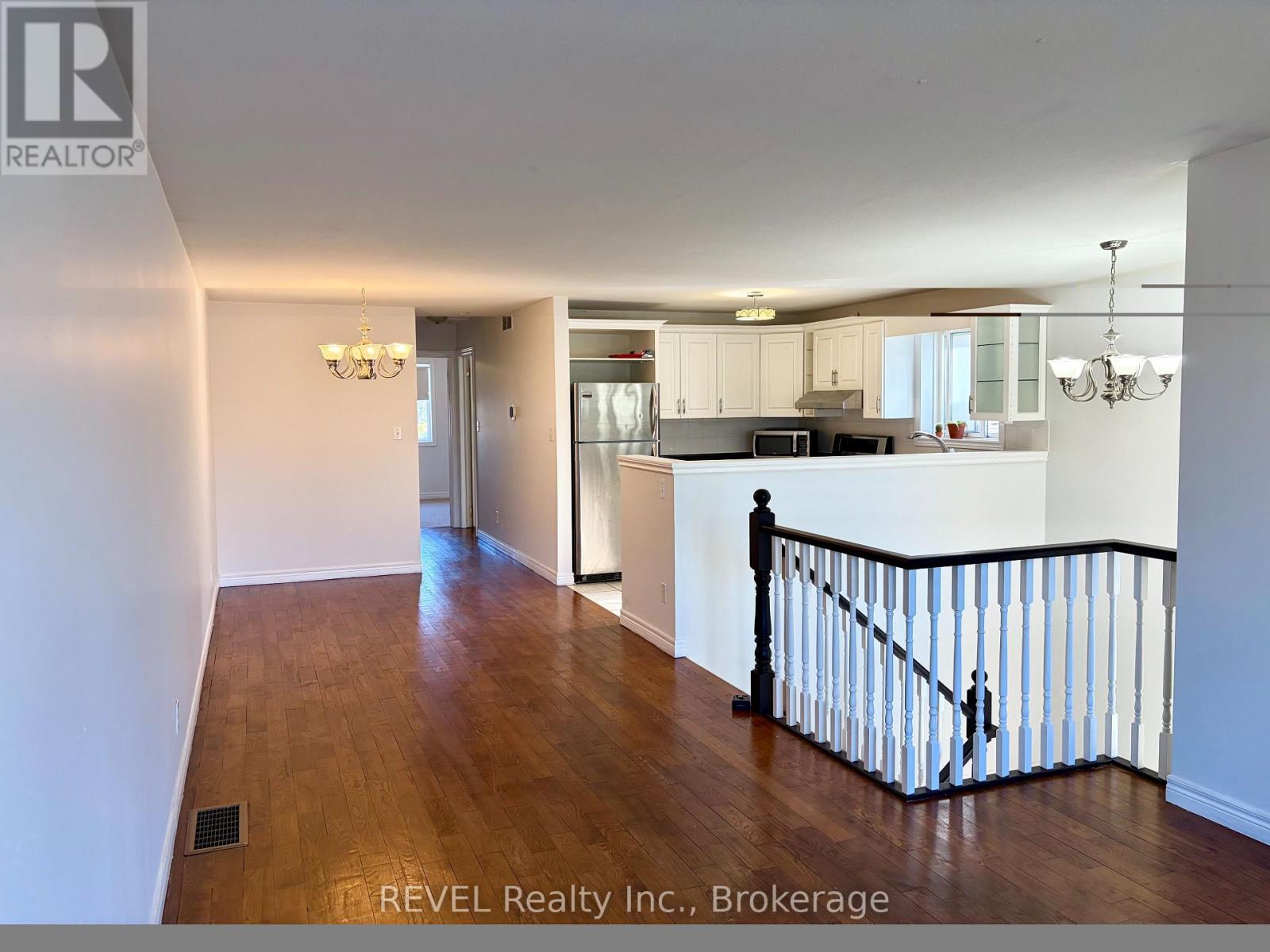 A - 204 Oakdale Avenue, St. Catharines, Ontario  L2P 2K7 - Photo 6 - X14115232