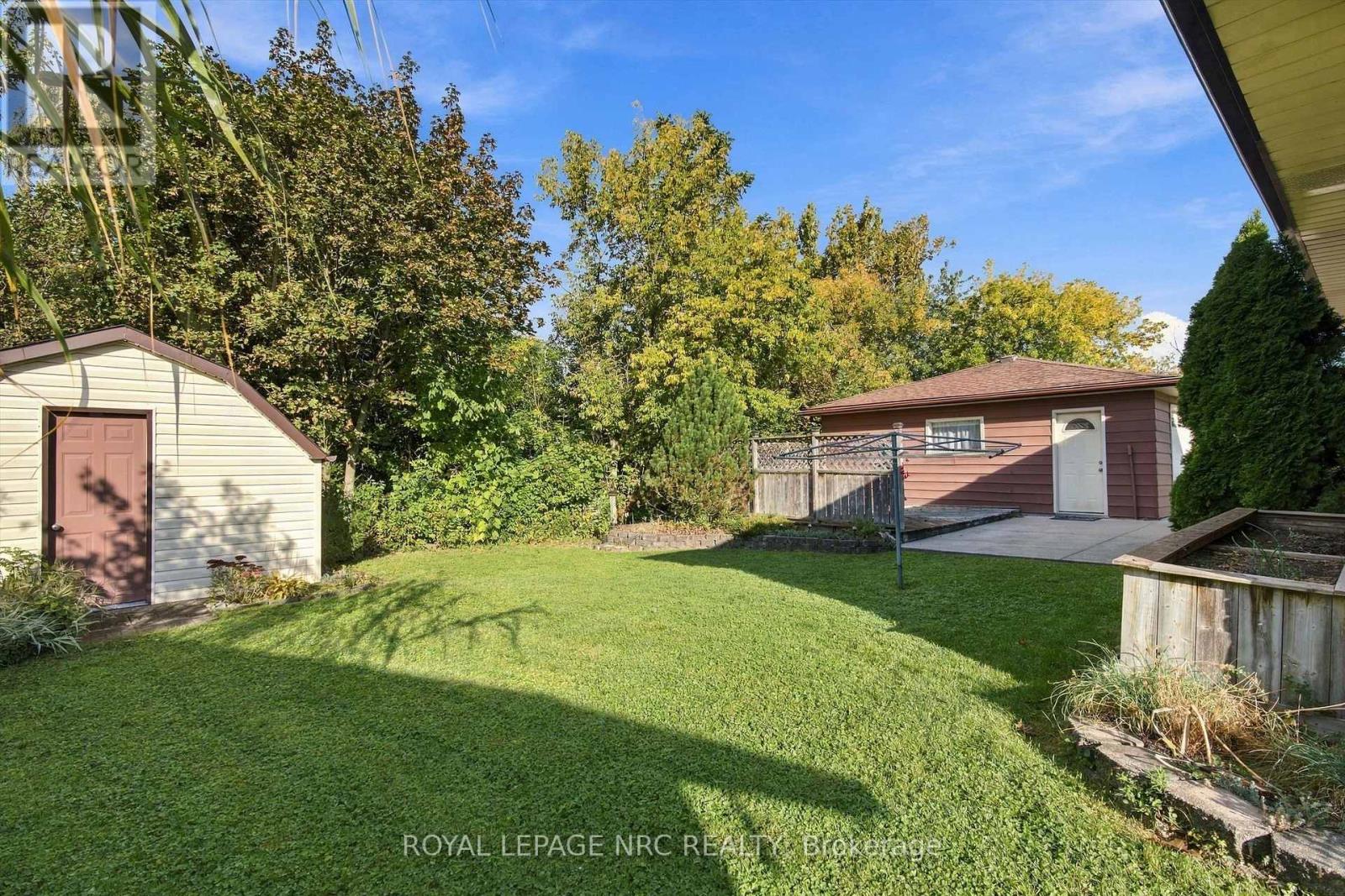 13 Hardwood Grove, St. Catharines, Ontario  L2P 1K3 - Photo 37 - X14115640