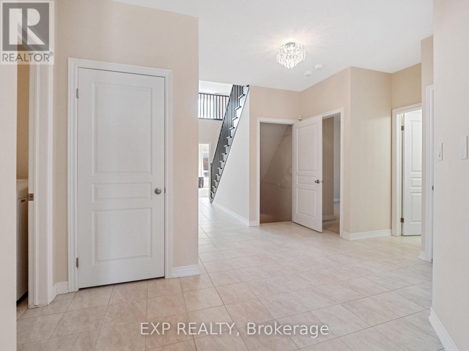 4344 Cinnamon Grove, Niagara Falls, Ontario  L2G 0A4 - Photo 4 - X14116298