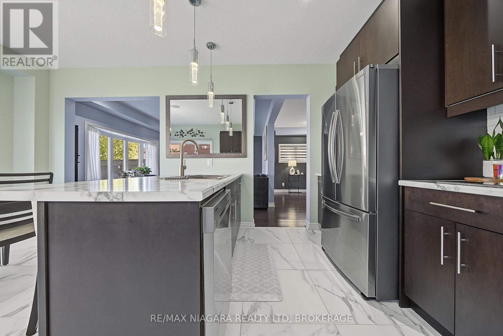 8 Elderberry Road, Thorold, Ontario  L2V 0E7 - Photo 19 - X14116744